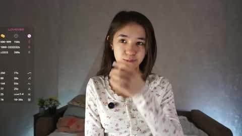 Viola online show from April 16, 6:18 pm