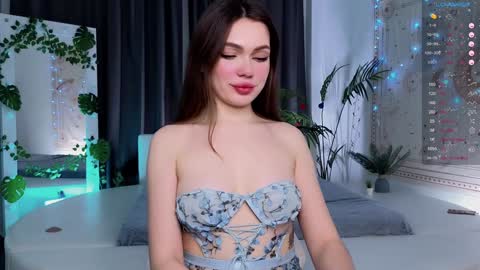 Vickie online show from December 27, 9:54 pm
