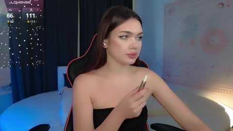 Vickie online show from September 10, 10:37 am