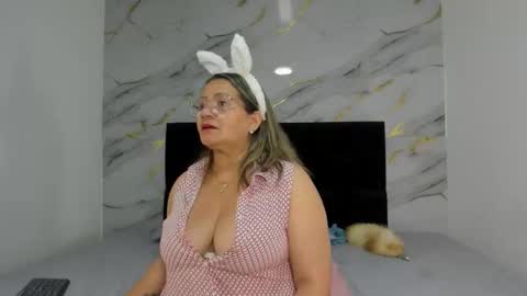 Snapshot of _vickysweet chatting on October 5, 12:48 am _vickysweet online show from October 5, 12:48 am