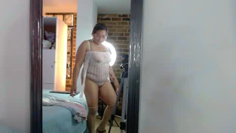 _vickysweet online show from September 9, 10:31 pm