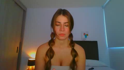 Violeta  online show from February 19, 10:31 pm