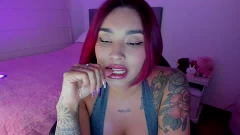 INSTAGRAM pinzon viviana online show from September 12, 2:45 am