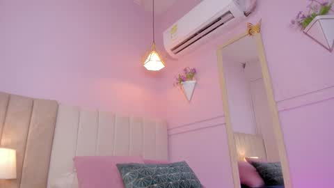 _wendy_x online show from September 23, 11:52 am