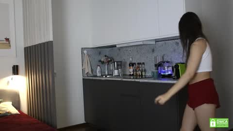 Snapshot of _whoareu_ chatting on October 19, 1:13 pm Kristina online show from October 19, 1:13 pm