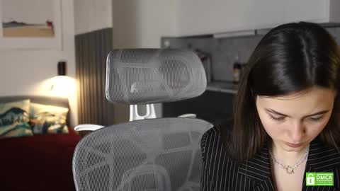 Snapshot of _whoareu_ chatting on September 26, 1:20 pm Kristina online show from September 26, 1:20 pm