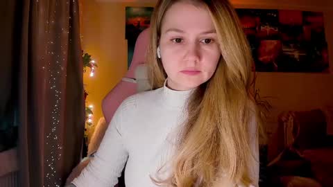 Snapshot of _witch__ chatting on September 25, 7:40 am Enni online show from September 25, 7:40 am