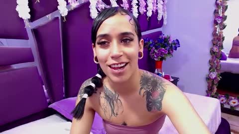 yeeeen online show from February 12, 3:07 am