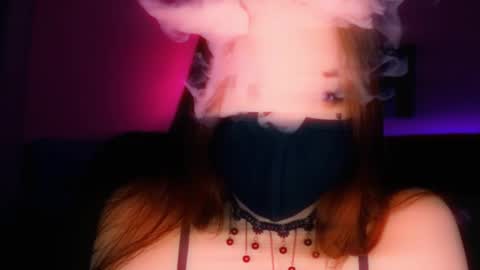 Snapshot of _yourwetdreams_ chatting on February 16, 3:48 pm Roxy online show from February 16, 3:48 pm