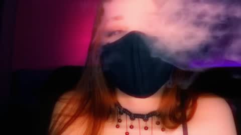 Snapshot of _yourwetdreams_ chatting on January 18, 7:48 pm Roxy online show from January 18, 7:48 pm