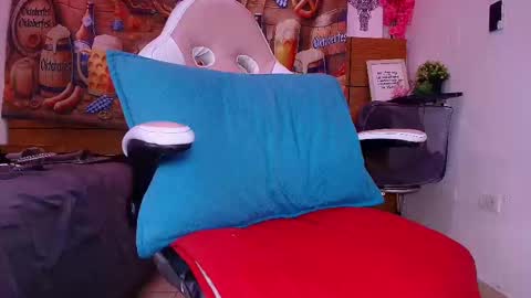 Snapshot of a_aisha chatting on September 24, 11:53 am Aisha online show from September 24, 11:53 am