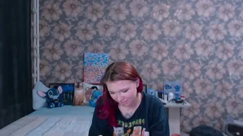 Alice online show from April 29, 10:15 pm