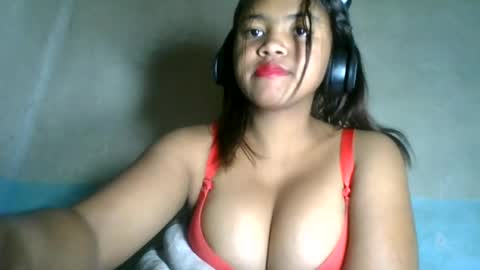 aariciah online show from June 29, 10:48 am