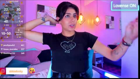 Snapshot of abbie_kinky chatting on October 19, 8:33 pm abbie_kinky online show from October 19, 8:33 pm