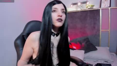 Abby  smiith online show from March 2, 5:23 am