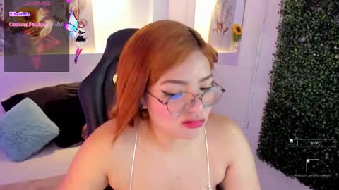 Snapshot of abby_mae_ chatting on October 20, 7:50 pm Abby  online show from October 20, 7:50 pm