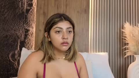 Snapshot of abby_millerr_ chatting on September 18, 12:26 pm Abbygail online show from September 18, 12:26 pm