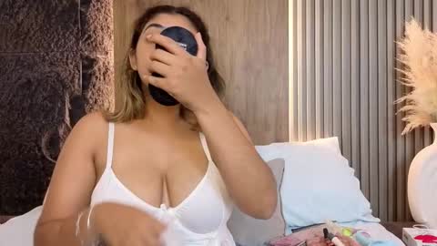 Snapshot of abby_millerr_ chatting on November 1, 12:53 pm Abbygail online show from November 1, 12:53 pm