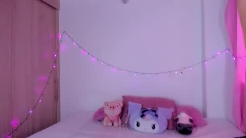 abby_rousee online show from September 30, 1:06 pm