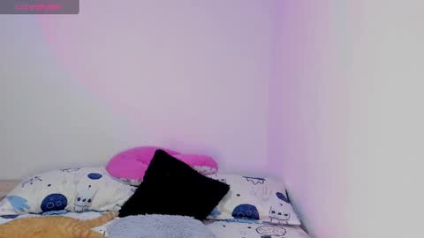Abby Saenz online show from January 8, 1:21 am