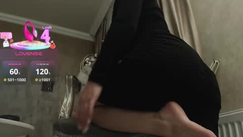 Snapshot of abby_thedevil chatting on October 25, 6:59 pm abby_thedevil online show from October 25, 6:59 pm