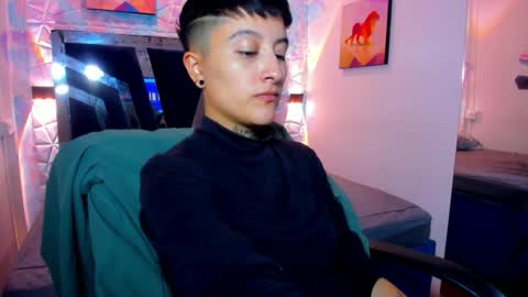 Snapshot of abby_thommson chatting on October 30, 6:05 am Abby online show from October 30, 6:05 am