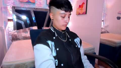 Snapshot of abby_thommson chatting on October 2, 5:23 am Abby online show from October 2, 5:23 am