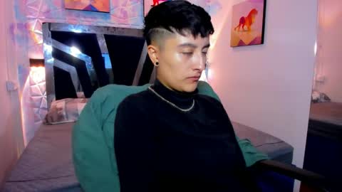 Snapshot of abby_thommson chatting on November 1, 6:17 am Abby online show from November 1, 6:17 am