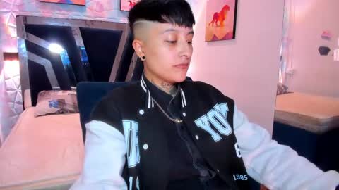 Snapshot of abby_thommson chatting on October 1, 5:12 am Abby online show from October 1, 5:12 am