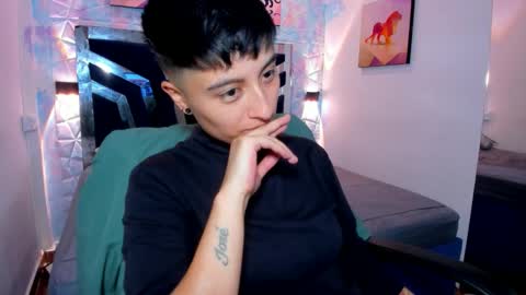 Snapshot of abby_thommson chatting on October 24, 4:30 am Abby online show from October 24, 4:30 am