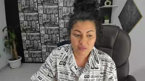 abby_thomsonn online show from September 9, 3:06 am
