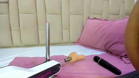 abbyadams23 online show from December 30, 2:09 am