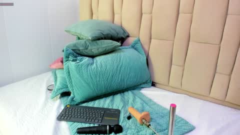 abbyadams23 online show from January 12, 2:45 am
