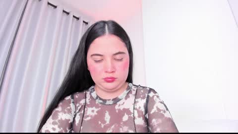 Snapshot of abbyfoxx_ chatting on December 10, 7:16 am Abby online show from December 10, 7:16 am