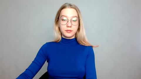 Abby Lovense is active online show from February 19, 7:17 am