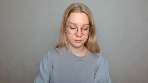 Abby Lovense is active online show from January 31, 9:05 am