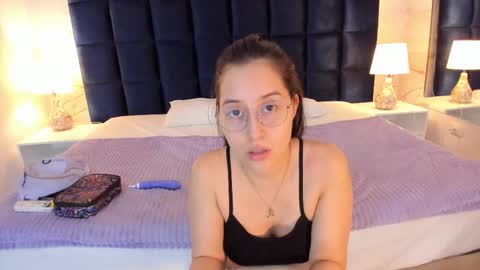 Abigail online show from March 9, 12:19 pm