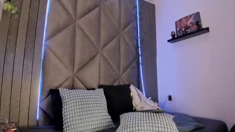 Snapshot of abbywathson chatting on October 2, 8:58 pm A B B Y online show from October 2, 8:58 pm