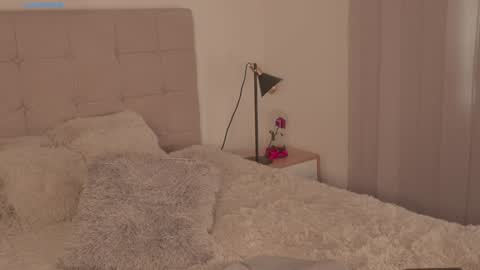 Snapshot of abellacroft chatting on December 29, 2:31 pm Abella online show from December 29, 2:31 pm