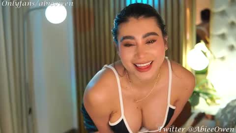 abie_owen online show from February 21, 1:00 am