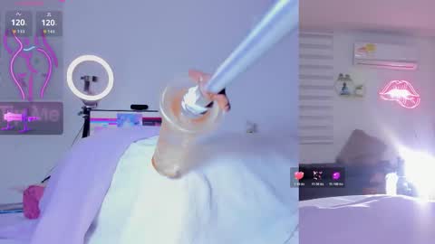 Abigail online show from February 6, 6:44 pm