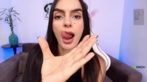 Snapshot of abigail_cruz_ chatting on September 20, 8:07 pm Abigail online show from September 20, 8:07 pm