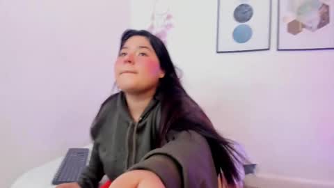 Abriil online show from October 27, 3:35 am