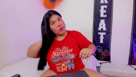 Abriil online show from November 3, 3:32 am