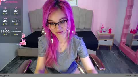 Snapshot of abril_ch_ chatting on October 14, 11:02 am abril_ch_ online show from October 14, 11:02 am