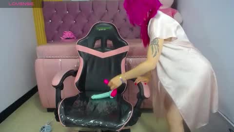 Snapshot of abril_ch_ chatting on September 14, 2:26 pm abril_ch_ online show from September 14, 2:26 pm