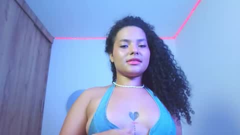 Abril  online show from September 26, 4:21 am