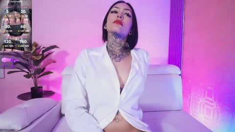 ABRILFACCINI online show from December 30, 1:03 pm