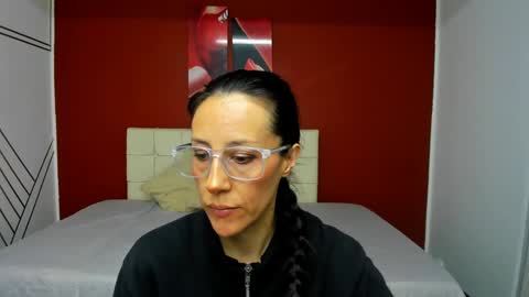 ABRIL online show from December 20, 8:12 pm