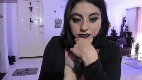 Snapshot of acid_alice666 chatting on March 7, 3:07 pm Alice online show from March 7, 3:07 pm